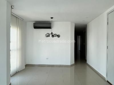 Apartamento de 3 alcobas en venta en Altos De Riomar, Barranquilla, 130 m² · foto 3 de 10