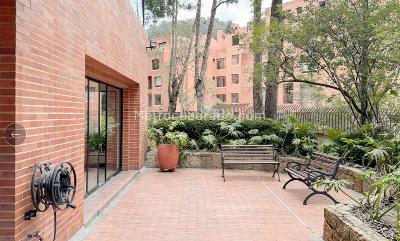 Apartamento de 3 alcobas en venta en Montearroyo, Bogotá, 250 m² · foto 10 de 15