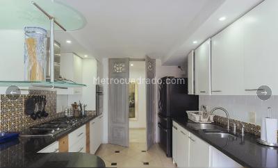 Apartamento de 3 alcobas en venta en Montearroyo, Bogotá, 250 m² · foto 8 de 15