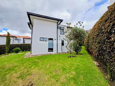 Casa de 3 alcobas en venta en Encenillos De Sindamanoy, Chía, 154 m² · foto 2 de 19
