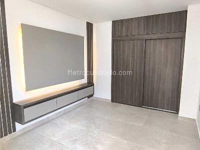 Apartamento en venta en Laureles, Medellín · foto 8 de 15