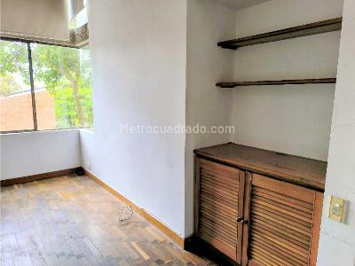 Casa de 3 alcobas en venta en Loma Del Escobero, Envigado, 147 m² · foto 15 de 20