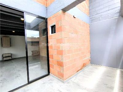 Apartaestudio en venta en La Floresta, Medellín, 34 m² · foto 7 de 13