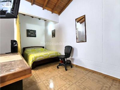 Casa de 3 alcobas en venta en Belen, Medellín, 78 m² · foto 17 de 20