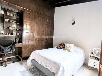 Casa de 3 alcobas en venta en Simon Bolivar, Medellín, 165 m² · foto 13 de 20