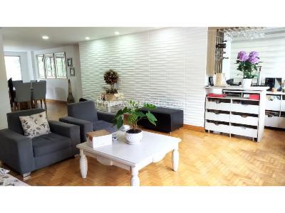 Apartamento de 3 alcobas en venta en Los Naranjos, Medellín, 165 m² · foto 2 de 17