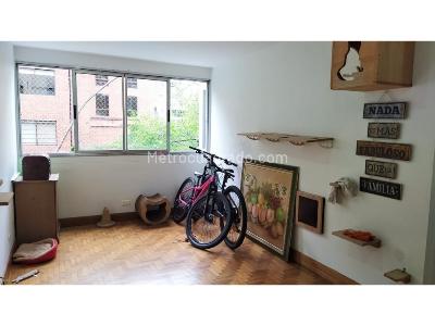 Apartamento de 3 alcobas en venta en Los Naranjos, Medellín, 165 m² · foto 8 de 17