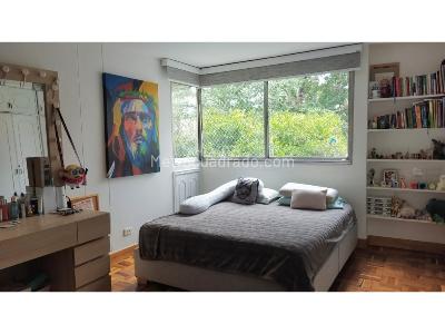 Apartamento de 3 alcobas en venta en Los Naranjos, Medellín, 165 m² · foto 9 de 17