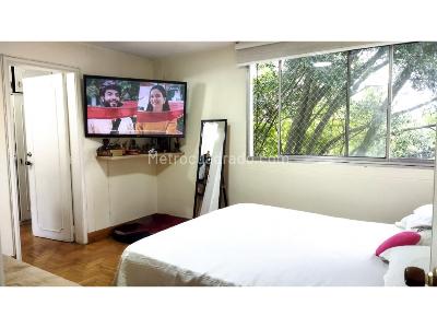 Apartamento de 3 alcobas en venta en Los Naranjos, Medellín, 165 m² · foto 11 de 17