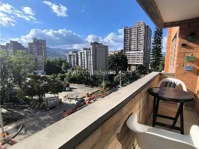 Apartamento de 2 alcobas en venta en Mayorca, Sabaneta, 71 m² · foto 5 de 18