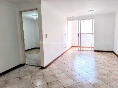 Apartamento en venta en Laureles Nogal, Medellín · foto 3 de 18