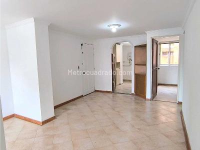 Apartamento en venta en Laureles Nogal, Medellín · foto 7 de 18
