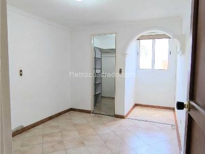 Apartamento en venta en Laureles Nogal, Medellín · foto 12 de 18