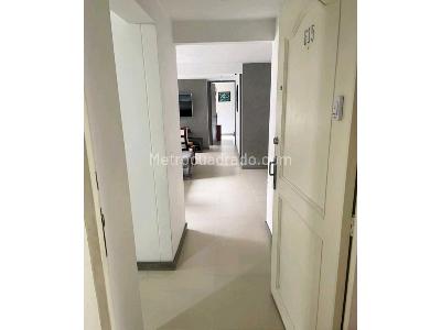 Apartamento en venta en La Almeria, Medellín · foto 5 de 17