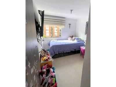 Apartamento en venta en La Almeria, Medellín · foto 10 de 17