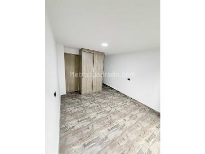 Apartamento de 3 alcobas en venta en Belen Las Violetas, Medellín, 80 m² · foto 4 de 16