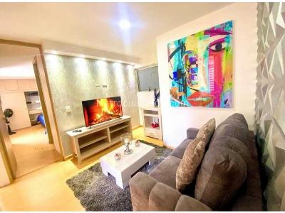 Apartamento de 3 alcobas en venta en Loma De Los Bernal, Medellín, 75 m² · foto 3 de 18