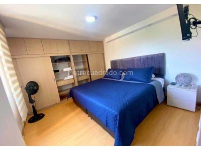 Apartamento de 3 alcobas en venta en Loma De Los Bernal, Medellín, 75 m² · foto 11 de 18