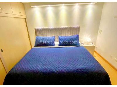 Apartamento de 3 alcobas en venta en Loma De Los Bernal, Medellín, 75 m² · foto 12 de 18
