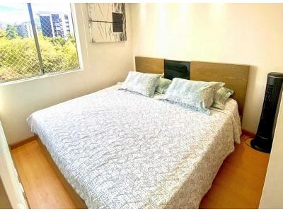 Apartamento de 3 alcobas en venta en Loma De Los Bernal, Medellín, 75 m² · foto 15 de 18
