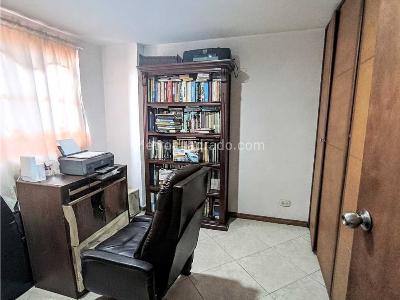 Apartamento de 3 alcobas en venta en Belen Rosales, Medellín, 72 m² · foto 9 de 10