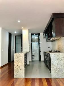 Apartamento en venta en Santa Barbara Occidental, Bogotá · foto 3 de 7