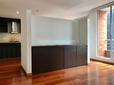 Apartamento en venta en Santa Barbara Occidental, Bogotá · foto 4 de 7