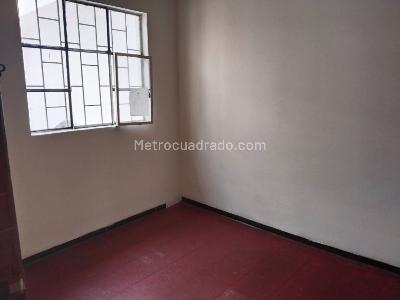 Casa de 5 alcobas en venta en Carvajal, Bogotá, 189 m² · foto 3 de 20