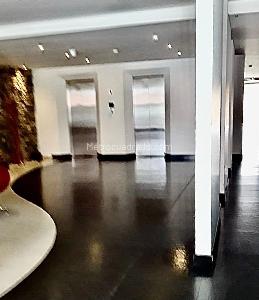 Apartamento en venta en Santa Barbara Central, Bogotá · foto 2 de 19