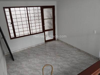 Casa de 3 alcobas en arriendo en Normandia, Bogotá, 128 m² · foto 4 de 20