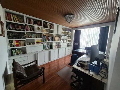 Casa en venta en Niza, Bogotá · foto 5 de 20