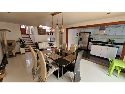 Casa de 5 alcobas en venta en Campincito, Chía, 263 m² · foto 6 de 20