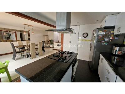 Casa de 5 alcobas en venta en Campincito, Chía, 263 m² · foto 9 de 20