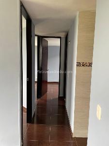 Apartamento de 3 alcobas en venta en Ciudad Verde, Soacha, 46 m² · foto 2 de 11