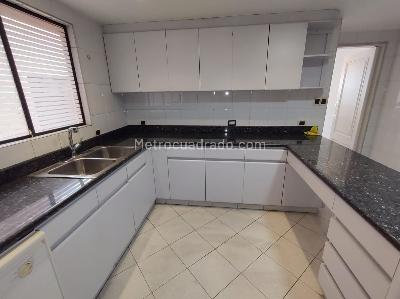 Apartamento en venta en Los Rosales, Bogotá · foto 7 de 20