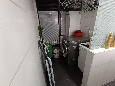 Apartamento de 4 alcobas en venta en Pontevedra, Bogotá, 106 m² · foto 8 de 20
