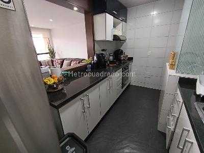 Apartamento de 4 alcobas en venta en Pontevedra, Bogotá, 106 m² · foto 5 de 20