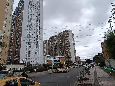 Apartamento de 4 alcobas en venta en Pontevedra, Bogotá, 106 m² · foto 18 de 20