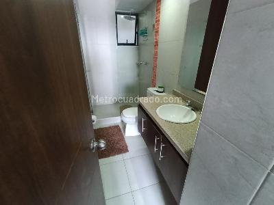 Apartamento de 4 alcobas en venta en Pontevedra, Bogotá, 106 m² · foto 12 de 20