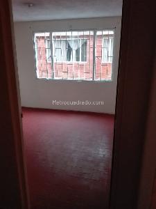 Casa de 5 alcobas en venta en Desarrollo El Japon, Bogotá, 180 m² · foto 11 de 20
