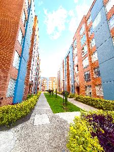 Apartamento de 2 alcobas en arriendo en Hayuelos Reservado 1, Bogotá, 55 m² · foto 2 de 20