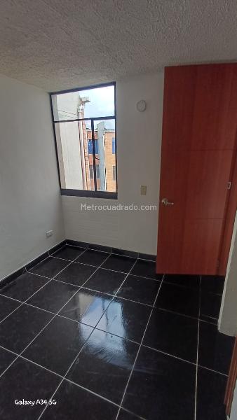 Piso – Soacha - Más