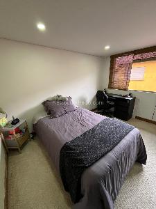 Casa de 5 alcobas en arriendo en Los Maderos, Bogotá, 300 m² · foto 9 de 20