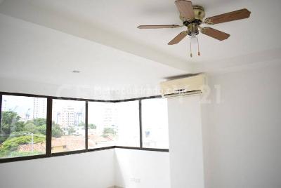 Apartamento de 3 alcobas en venta en Manga, Cartagena, 113 m² · foto 5 de 19