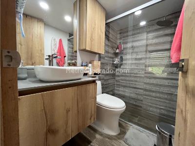Apartamento de 3 alcobas en venta en Sur Oriente, Medellín, 136 m² · foto 11 de 11
