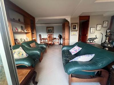 Apartamento de 3 alcobas en venta en Sur Occidente, Medellín, 66 m² · foto 2 de 11