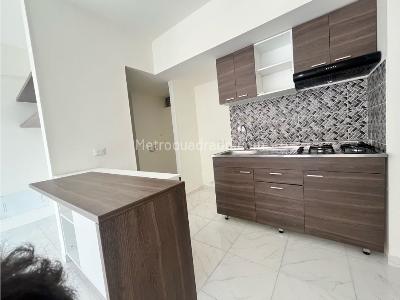 Apartamento de 2 alcobas en venta en Sur, Bello, 63 m² · foto 2 de 12