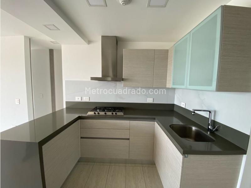 Piso – AMCO, Area Metropolitana Centro Occidente - Más