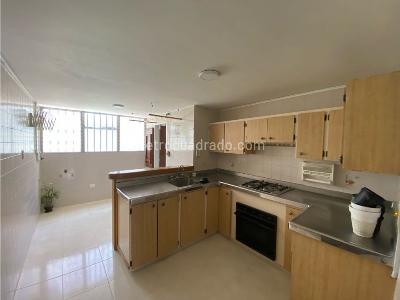 Apartamento en venta en Pinares, Pereira · foto 4 de 20