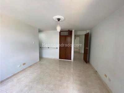 Apartamento en venta en Pinares, Pereira · foto 10 de 20